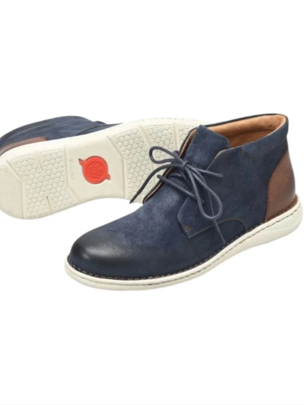 NEW....Born Men's Theo Navy Chukka Boots ...Size 11.5